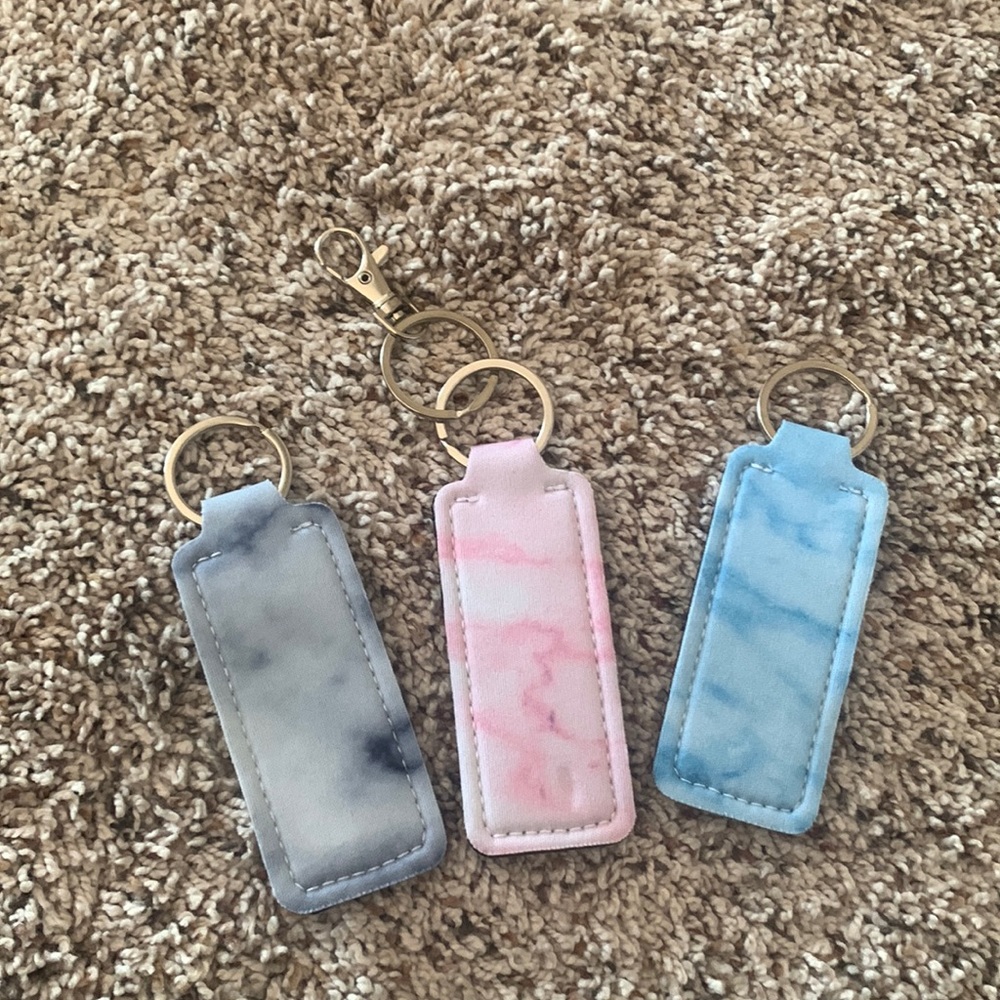 Set of 3 chapstick holders